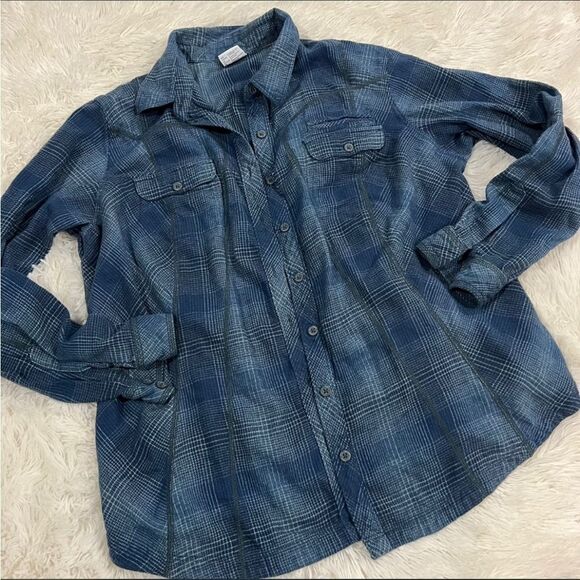 Columbia blue plaid button down 1x - Picture 1 of 7